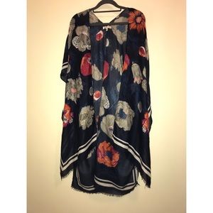 Forever 21 floral patterned light shawl